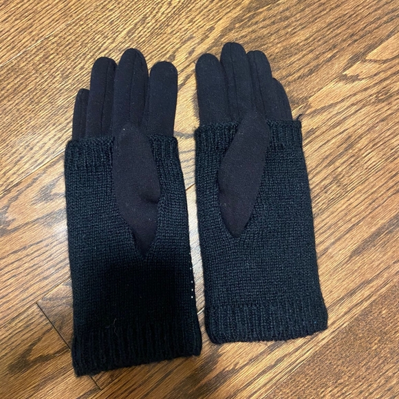 New gloves - Picture 2 of 3